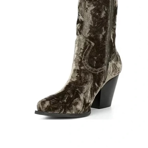 NWOT Gianni Bini Star-Crossed 3 Green Velvet Western Booties Women’s Size 7.5M - Picture 8 of 8